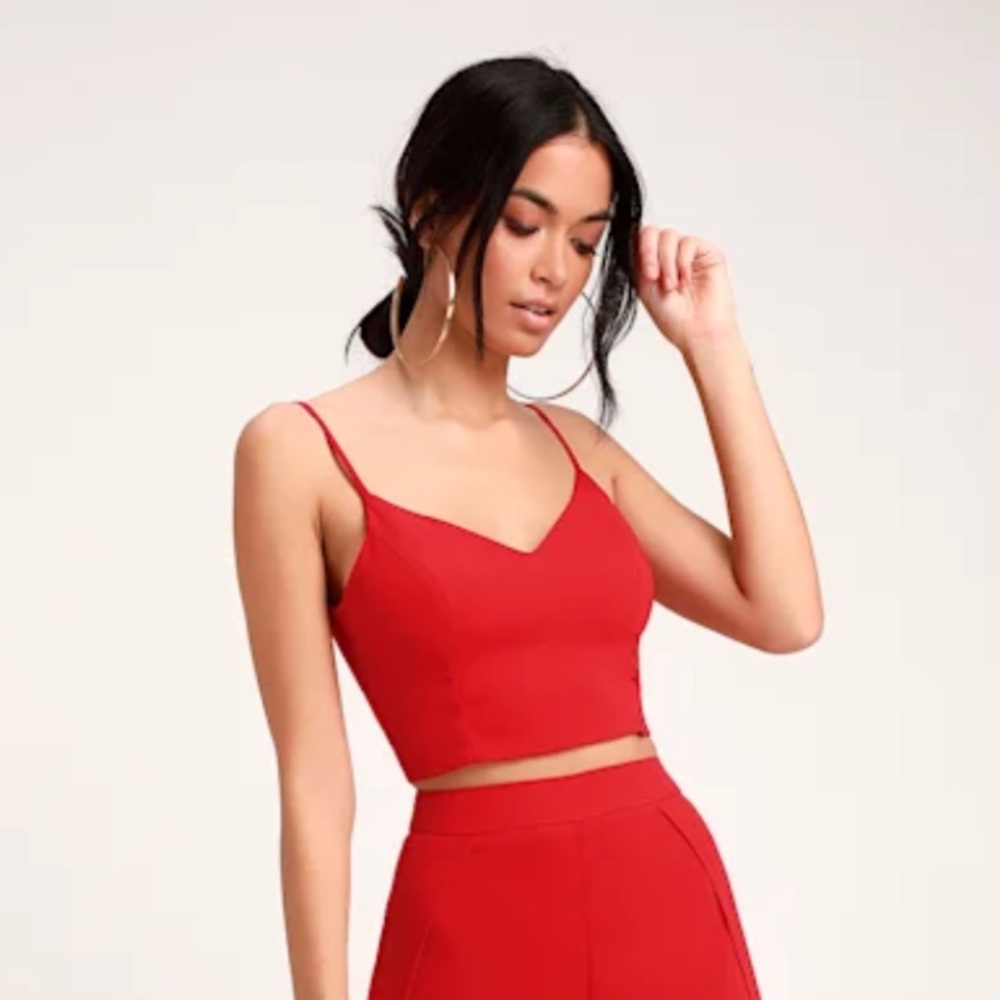 Lulus Red Out Tonight Crop Top Lace Up Back Size Large EUC Date Night Party Top